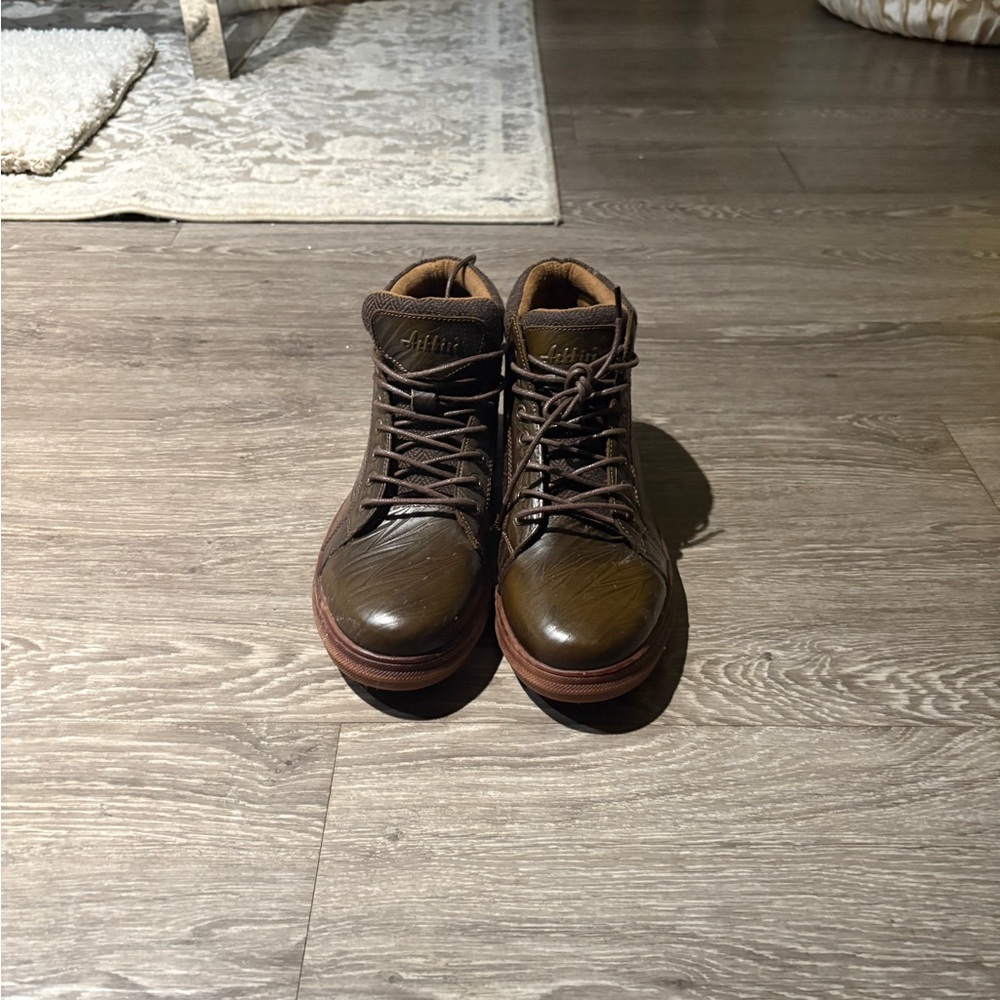 Brown Leather Lace-Up Boots with Sturdy Sole
